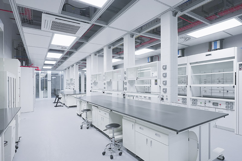 吉木乃实验室革新：安全与科技的现代融合